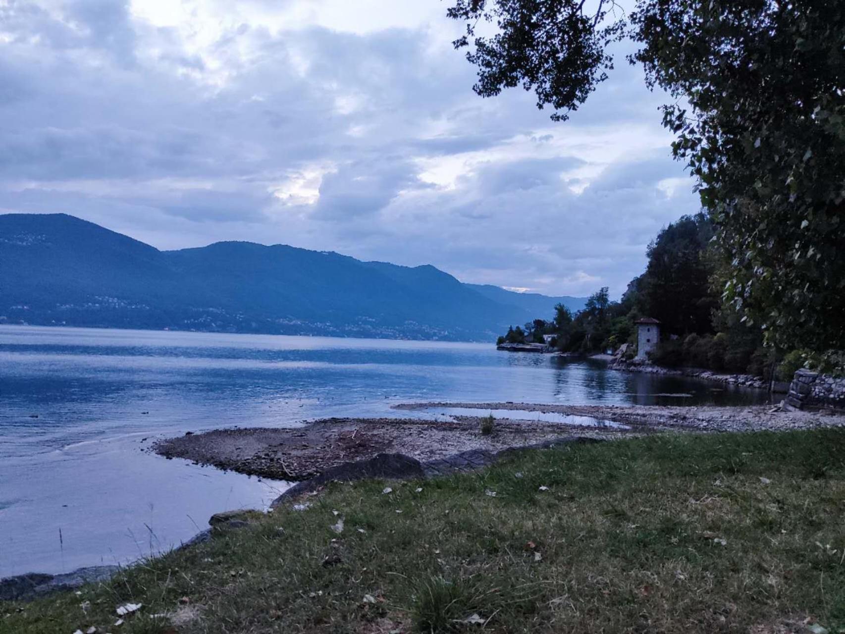 Natura Tra Bosco E Lago Castelveccana Exteriér fotografie
